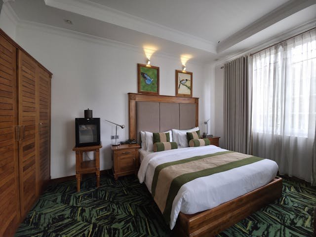 Hotel Reservation Services